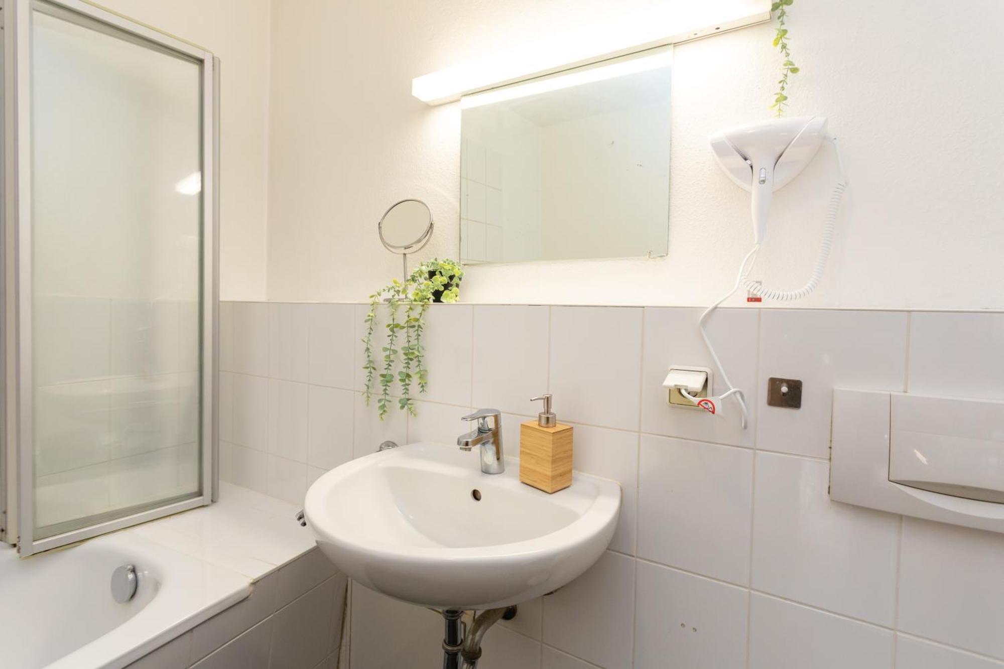 Fullhouse - Halle - R6 Apartments - Smarttv - Nespresso Extérieur photo