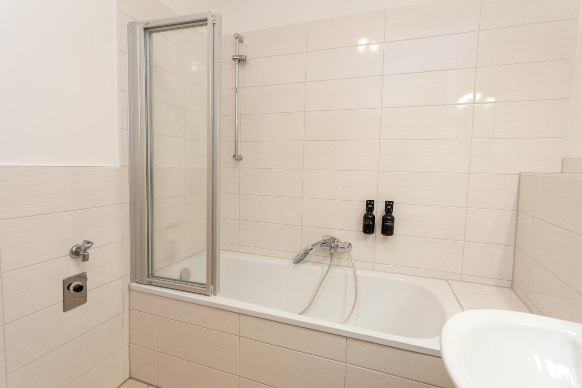 Fullhouse - Halle - R6 Apartments - Smarttv - Nespresso Extérieur photo